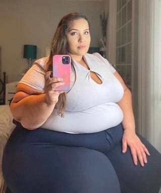 Free Ssbbw Feet Porn Videos (111)